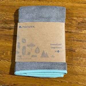 Norwex EnviroCloth Mushroom
 With Sea Mist Trim NWT